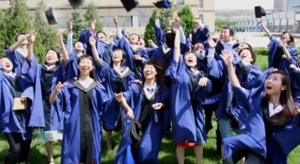 为什么在职人员对博士学位需求大?